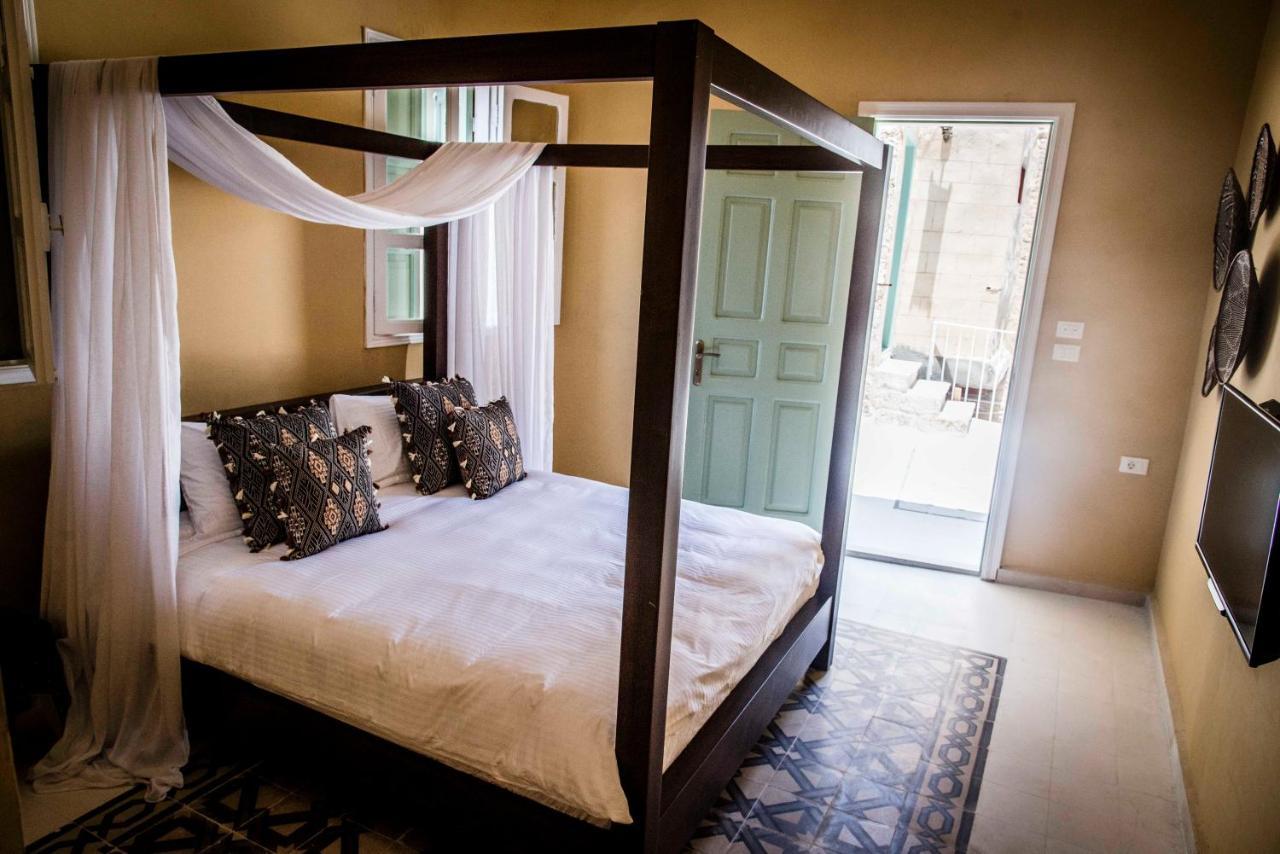 Bed and Breakfast Dar Camelia Tyros Exterior foto